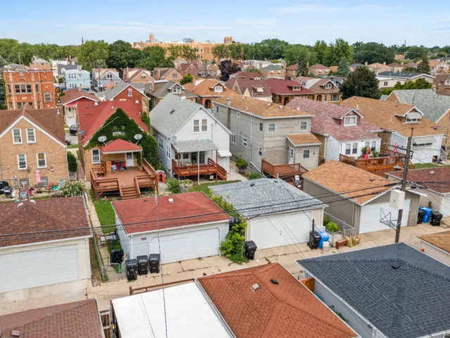 $464,900 | 6049 West School Street, Chicago, IL 60634
