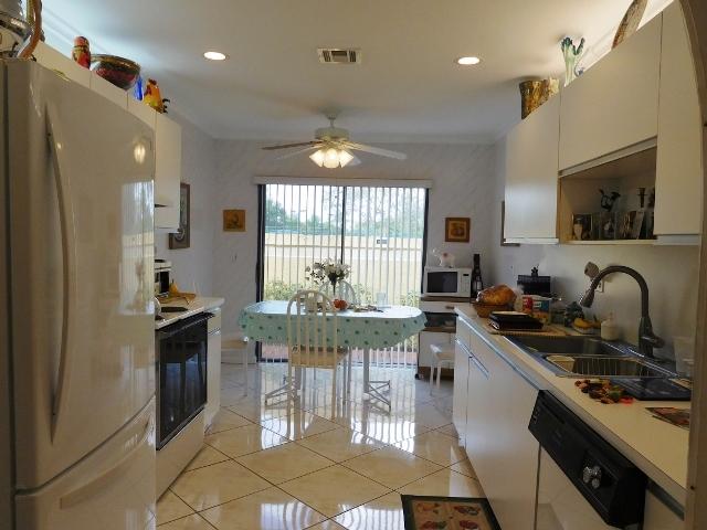 19952 Mona Circle Boca Raton, FL 33434 - Photo 18 of 50 19952 Mona Cir