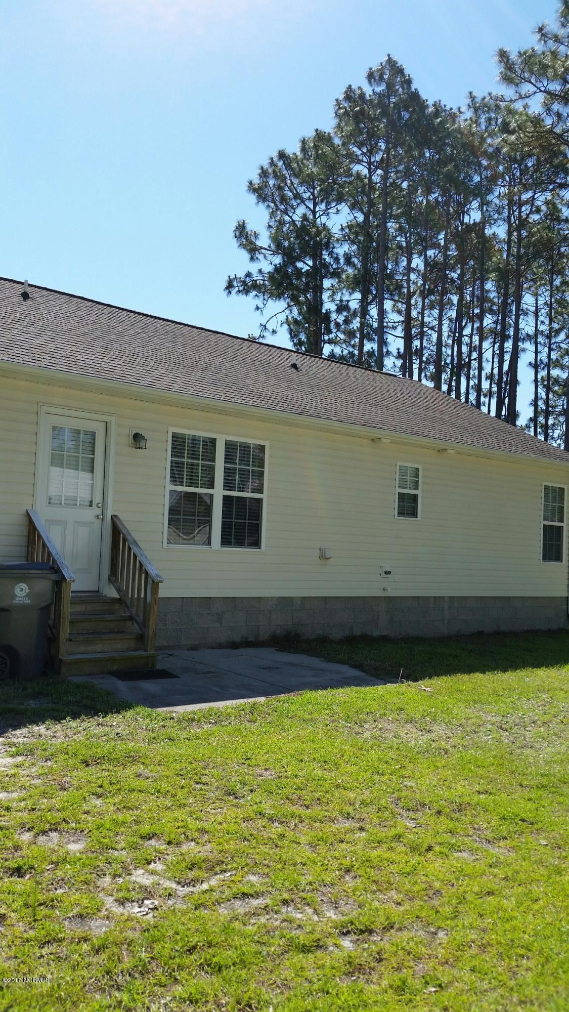524 Cherokee Road Southport, NC 28461 - Photo 14 of 20 20160608_102556_resized_1