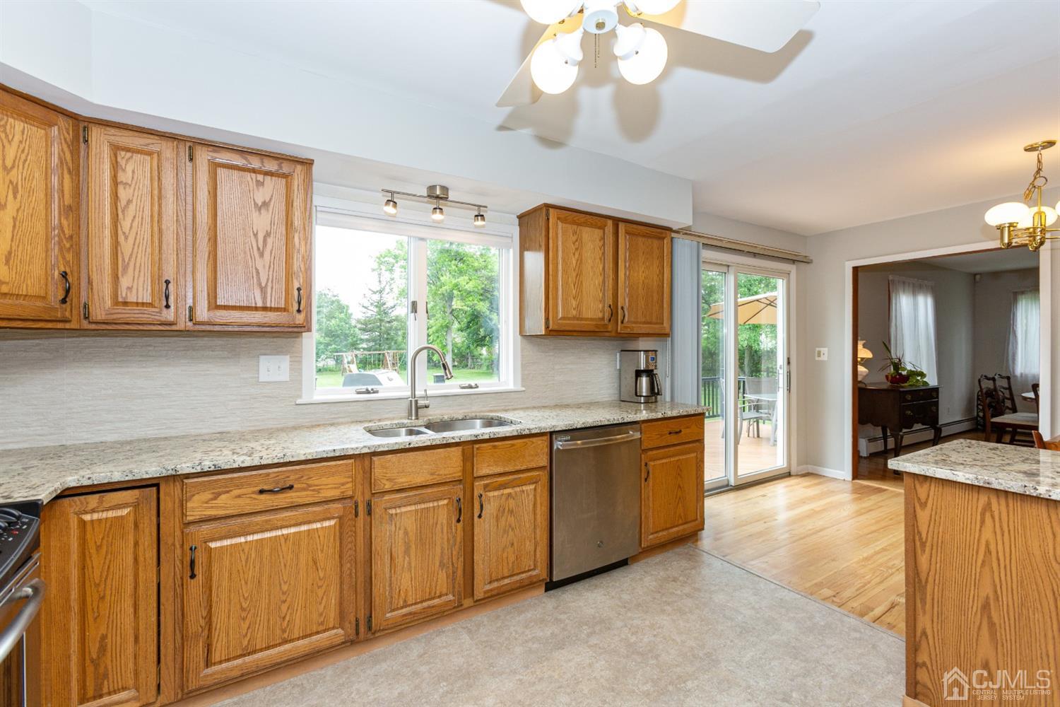 138 Overbrook Road Piscataway, NJ 08854 - Photo 6 of 31 Gallery Image 6