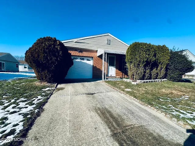 $2,500 | 57 Encinitas Drive, Toms River, NJ 08757