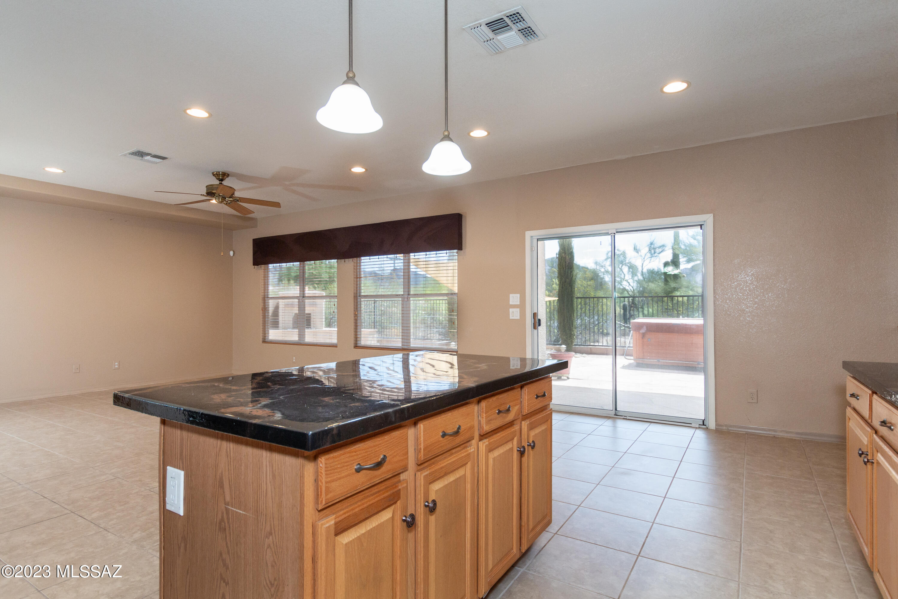 3237 South Desert Echo Road Tucson, AZ 85735 - Photo 9 of 41 Gallery Image 9
