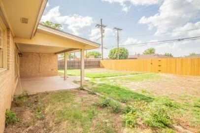 $2,300 | 3216 67th Street, Lubbock, TX 79413