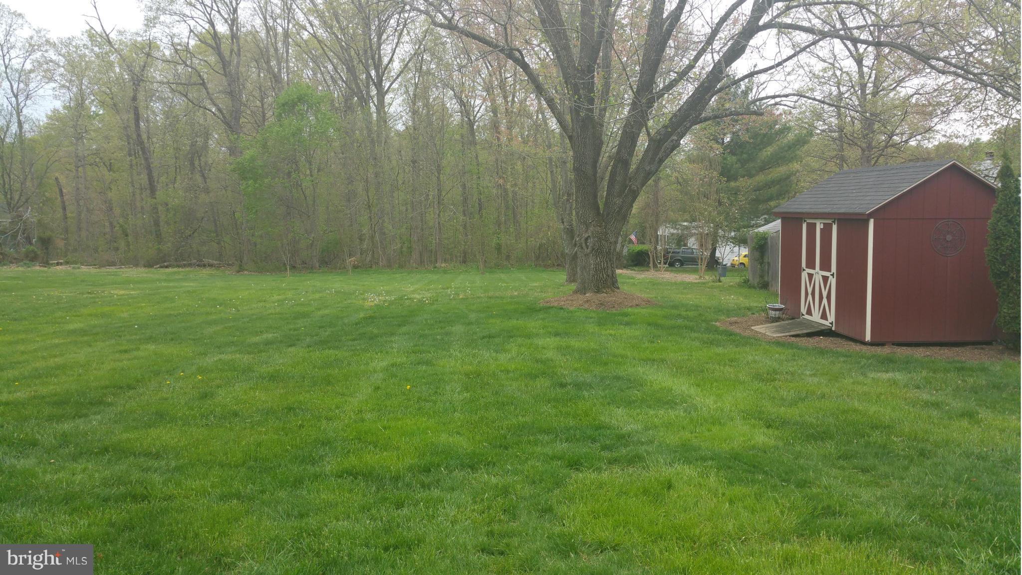 7305 Brooklyn Bridge Road Laurel, MD 20707 - Photo 3 of 5 Exterior (Rear)
