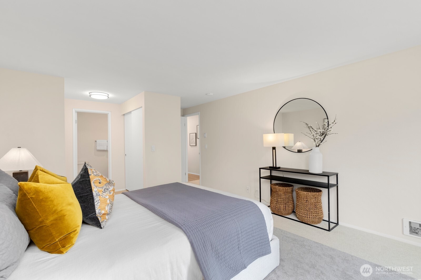 150 Northeast 95th Street, Unit 302 Seattle, WA 98115 - Photo 18 of 28