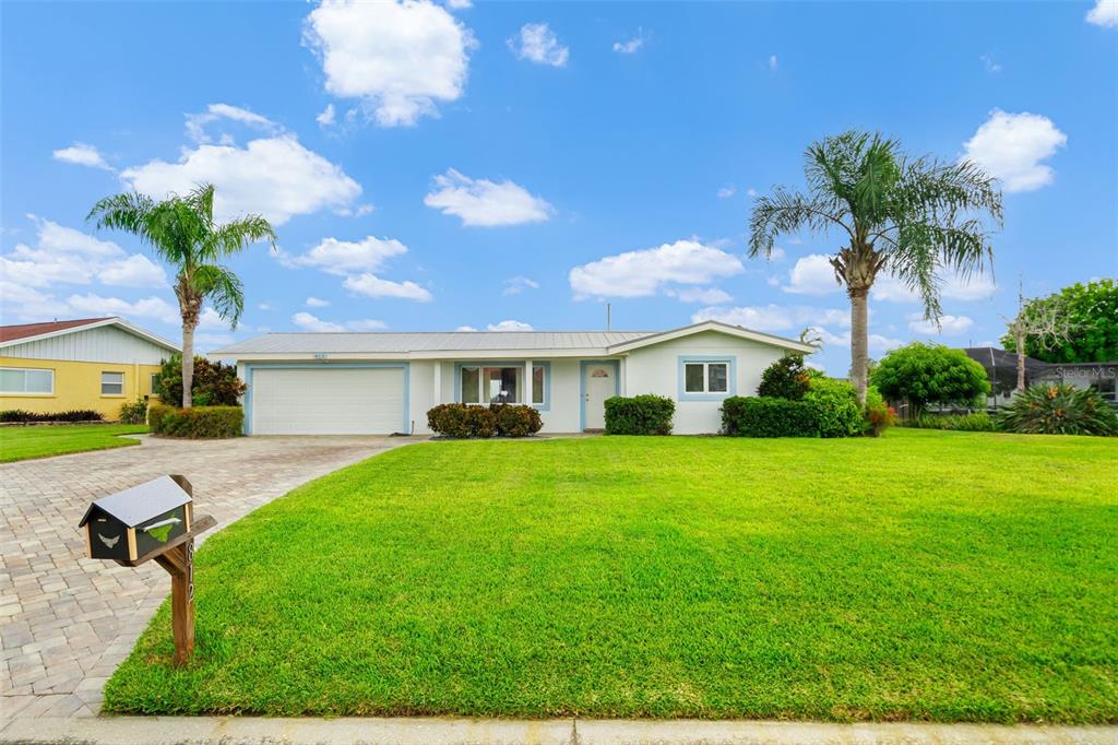 812 Arlington Road Palmetto, FL 34221 - Photo 2 of 45 Gallery Image 2