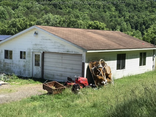 1617 Shatto Road Ripley, WV 25271 - Photo 4 of 5 Gallery Image 4