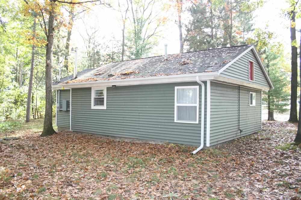 1869 Hampton Road Harrison, MI 48625 - Photo 11 of 12 Gallery Image 11