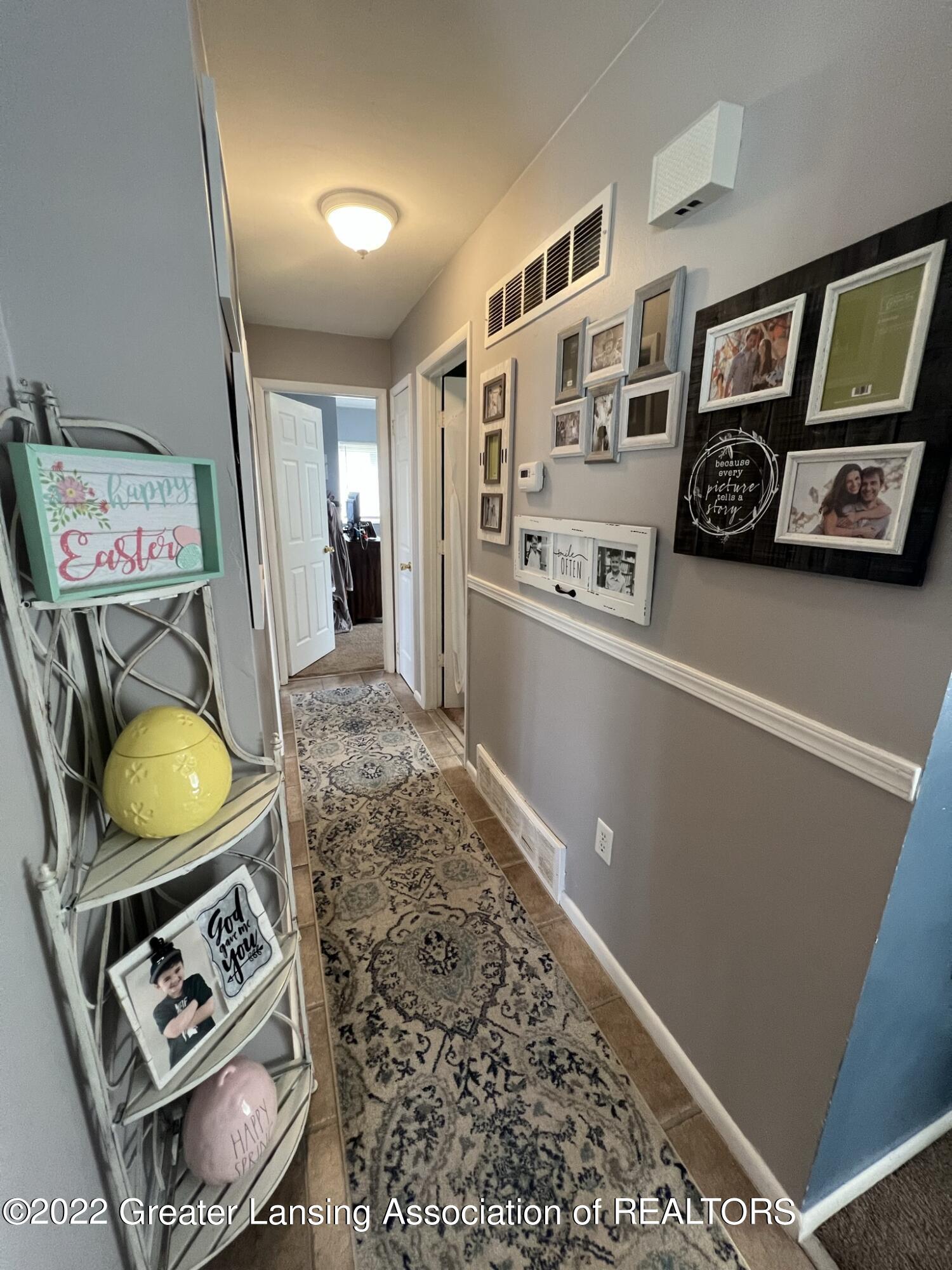3400 Kilberry Road Lansing, MI 48911 - Photo 14 of 29 IMG_2593