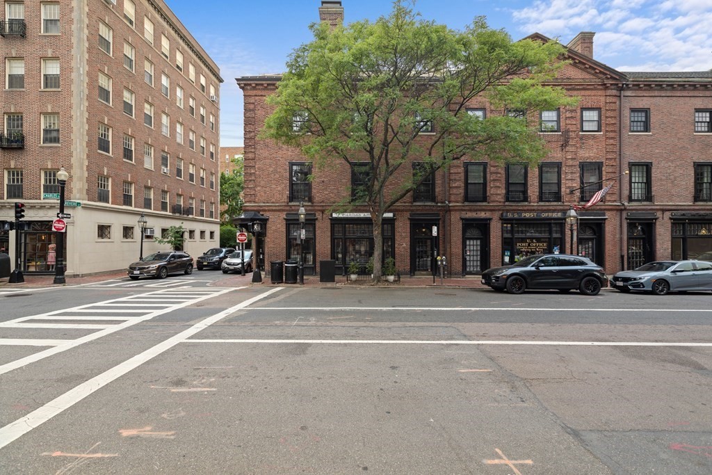 132 Charles Street, Unit 2/3 Boston, MA 02114 - Photo 1 of 24