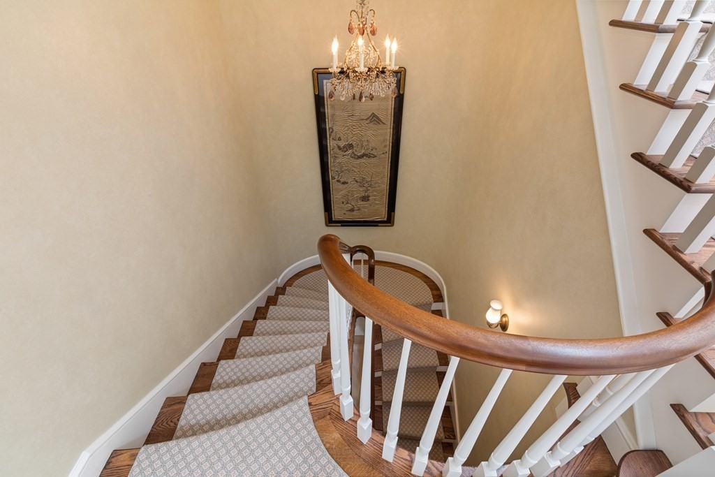132 Charles Street, Unit 2/3 Boston, MA 02114 - Photo 18 of 24