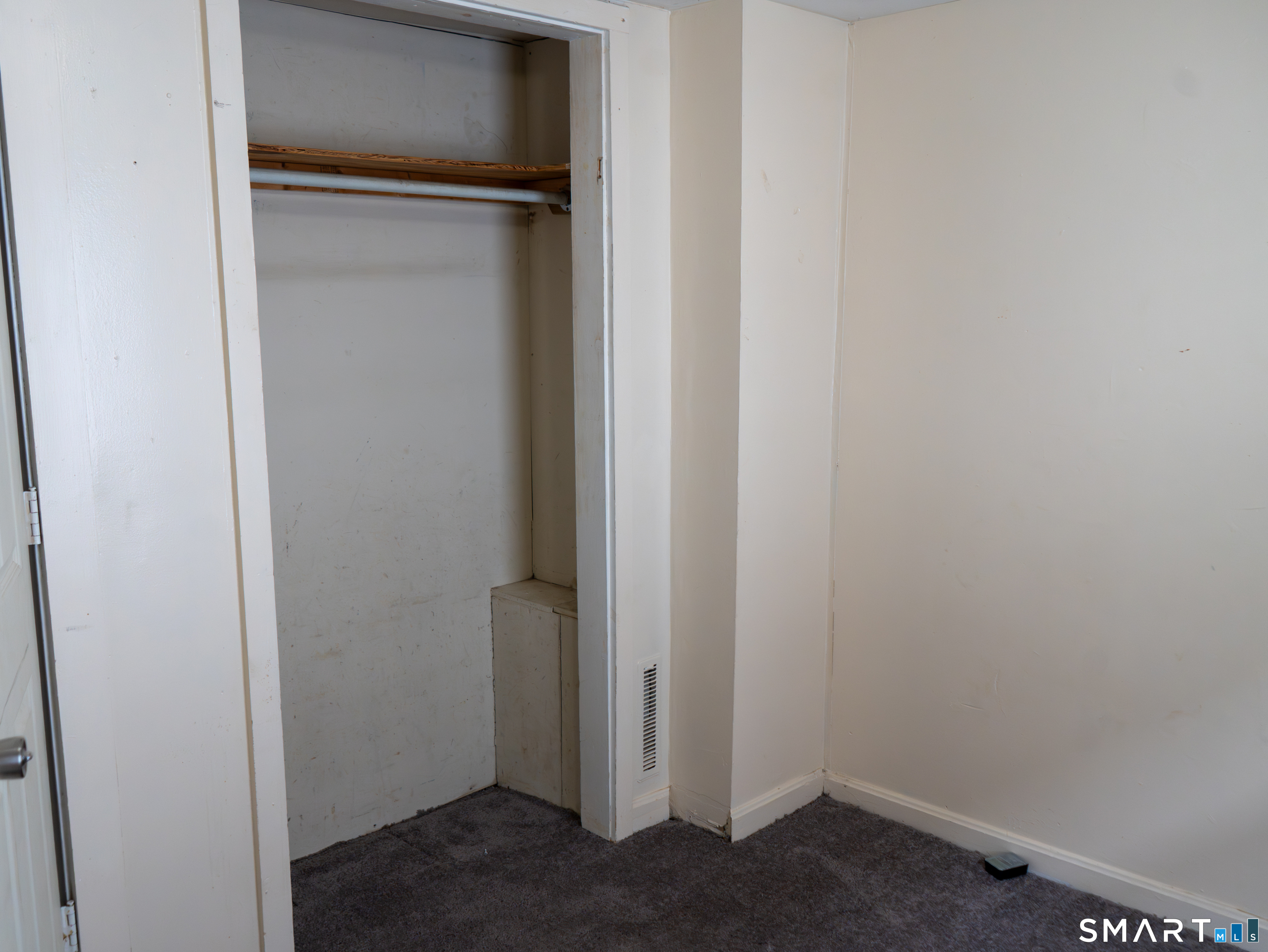 406 Poplar Street New Haven, CT 06513 - Photo 15 of 22 a view of an empty room