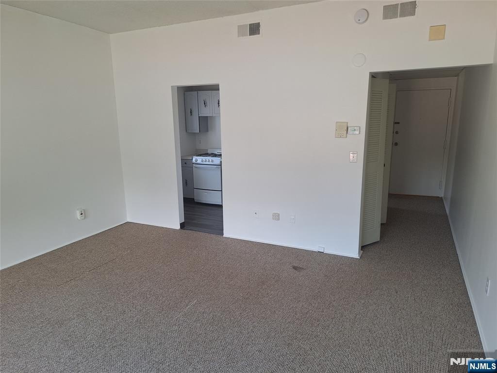 222 Kinderkamack Road, Unit G Oradell, NJ 07649 - Photo 2 of 5