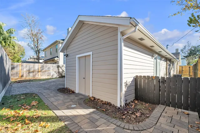 $958,000 | 3932 Marquette Street, Houston, TX 77005