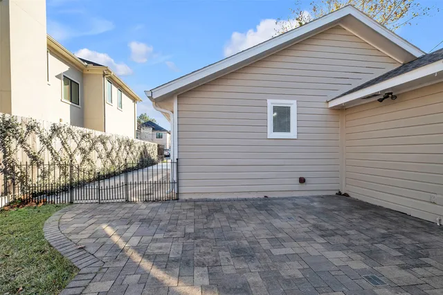 $958,000 | 3932 Marquette Street, Houston, TX 77005