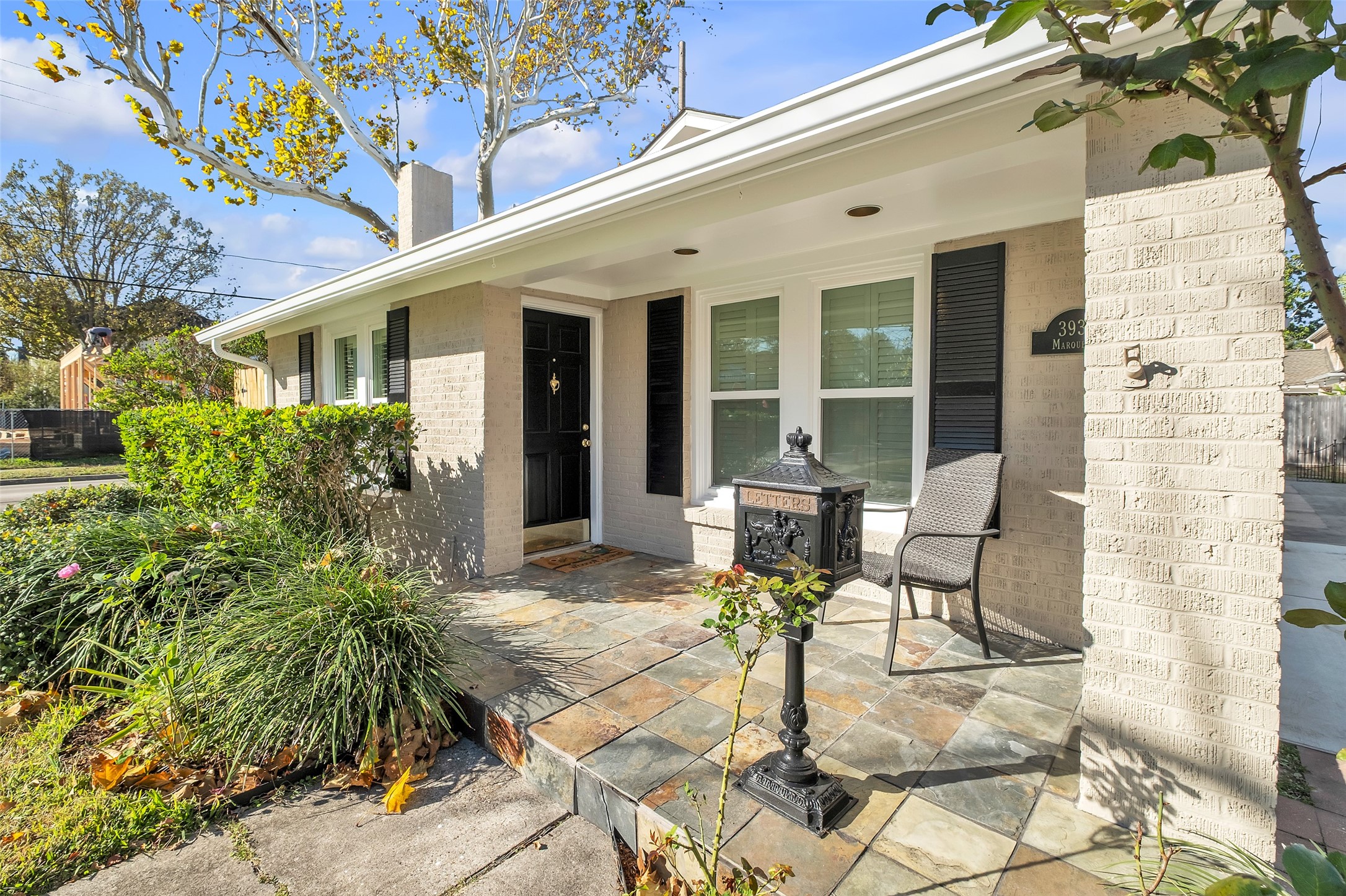 3932 Marquette Street Houston, TX 77005 - Photo 5 of 31