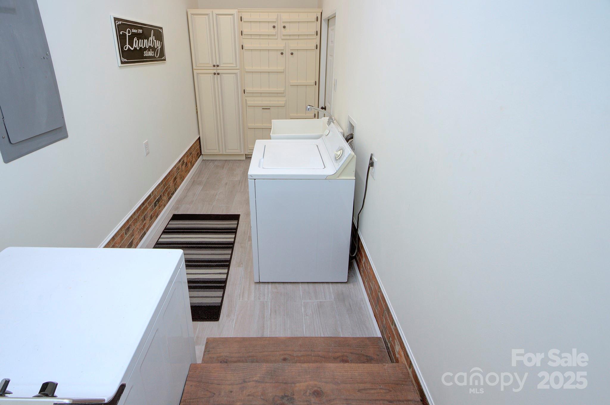 1615 Deer Run Road Catawba, SC 29704 - Photo 26 of 31 a bathroom with a sink and a mirror