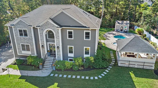 $1,799,999 | 78 Mill Street, Middleton, MA 01949