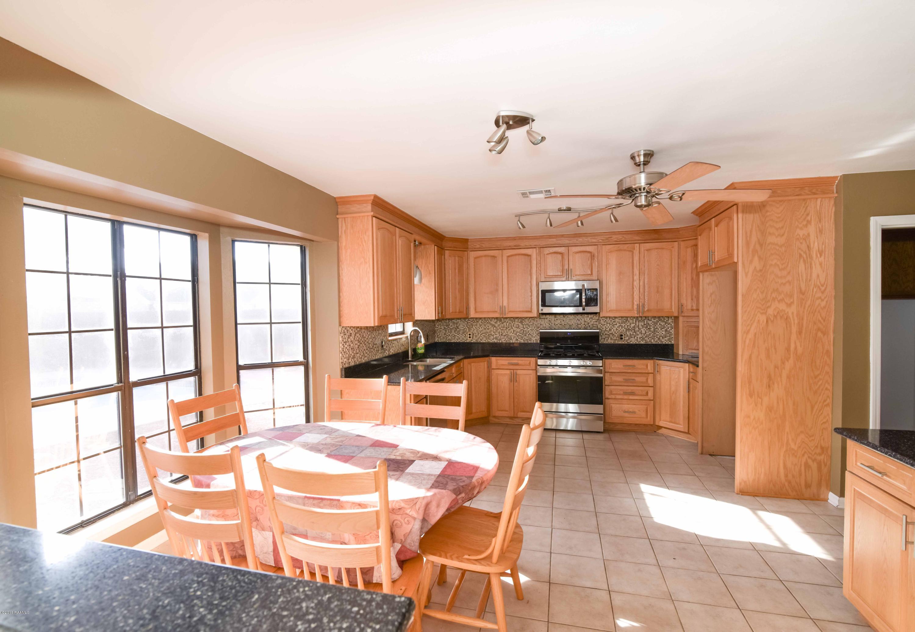3029 Paddlewheel Road Maurice, LA 70555 - Photo 8 of 30 Gallery Image 8