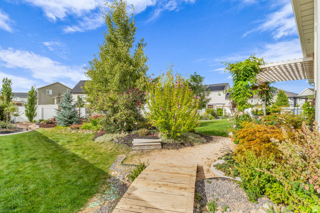 2454 West Jackson Street Mapleton, UT 84664 - Photo 47 of 63 View of yard