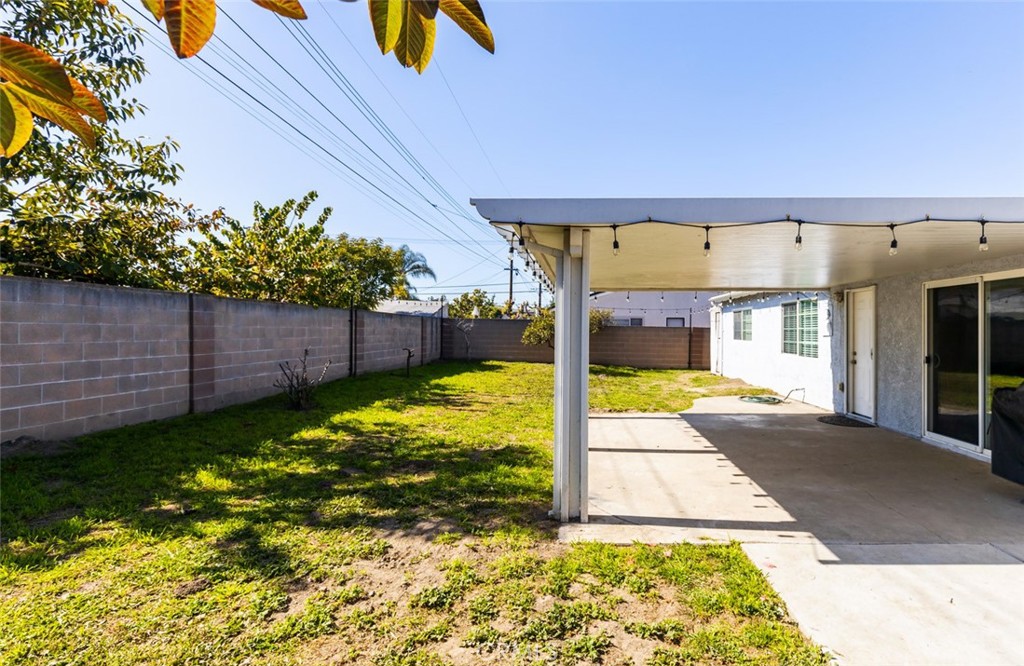 5512 Marcella Avenue Cypress, CA 90630 - Photo 37 of 39 a view of a backyard with a garden