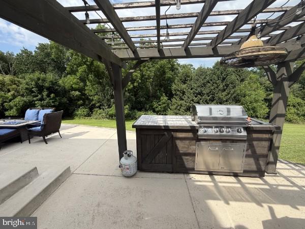 690 Academy Road York, PA 17406 - Photo 8 of 11