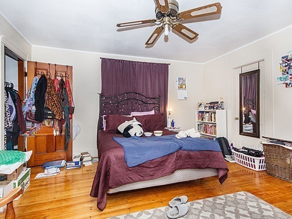 152 Walnut Street Somerville, MA 02145 - Photo 4 of 26 Gallery Image 4