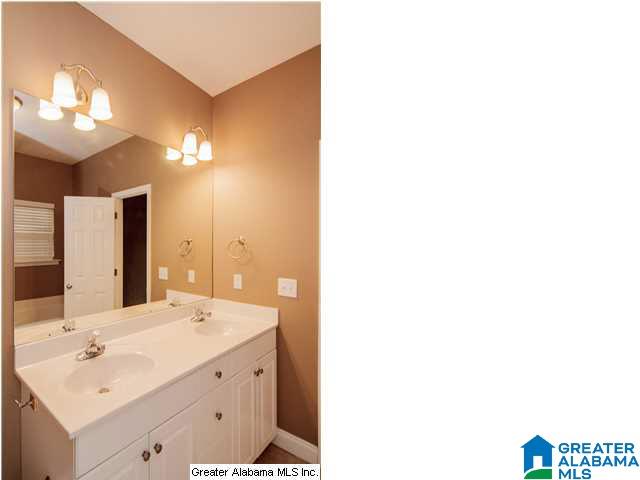 338 Creekside Lane Pelham, AL 35124 - Photo 17 of 32
