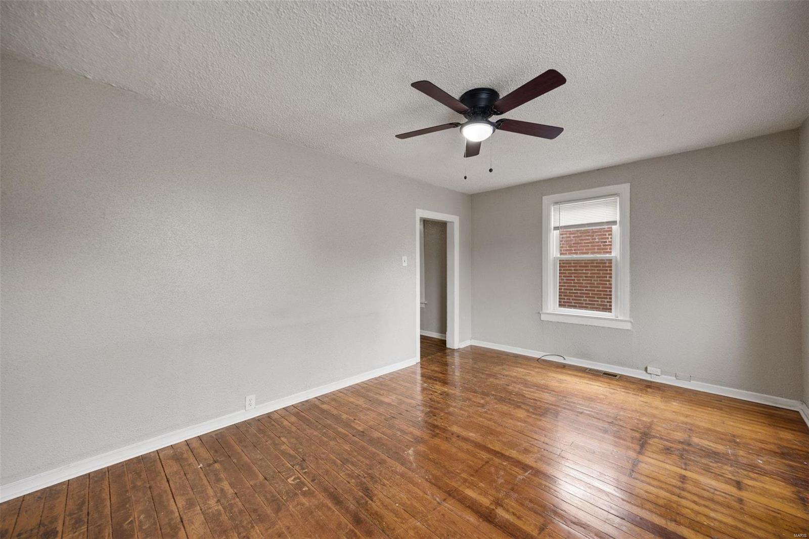 3244 Morgan Ford Road St. Louis, MO 63116 - Photo 6 of 14 Gallery Image 6