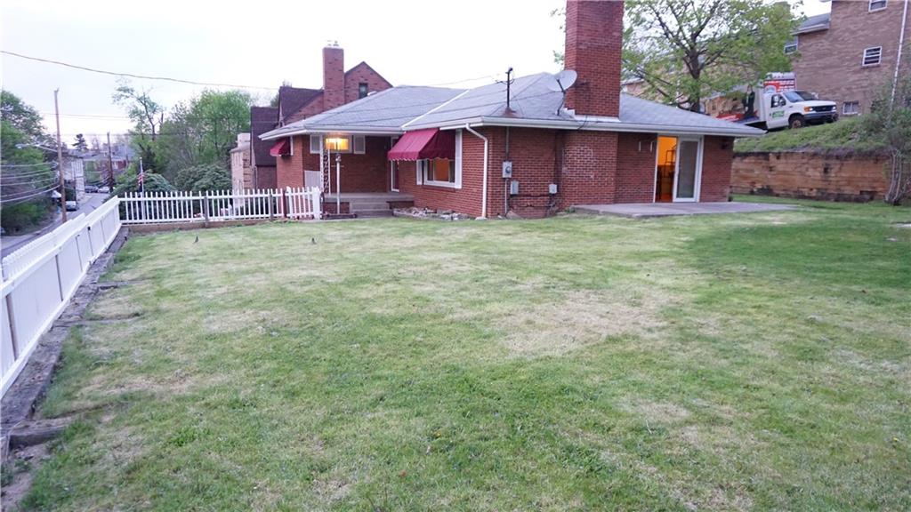 36 Baldwick Road Crafton, PA 15205 - Photo 3 of 25 Gallery Image 3