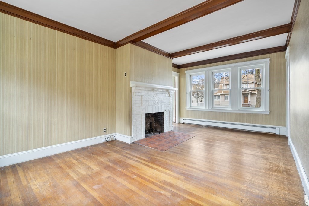 46 Governor Road Stoneham, MA 02180 - Photo 8 of 28 Gallery Image 8
