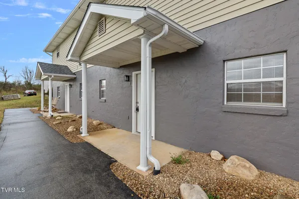 $699,900 | 740 Sunnyside Road, Unit 8, Greeneville, TN 37743