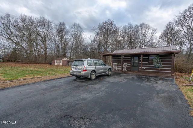 $735,000 | 740 Sunnyside Road, Unit 8, Greeneville, TN 37743