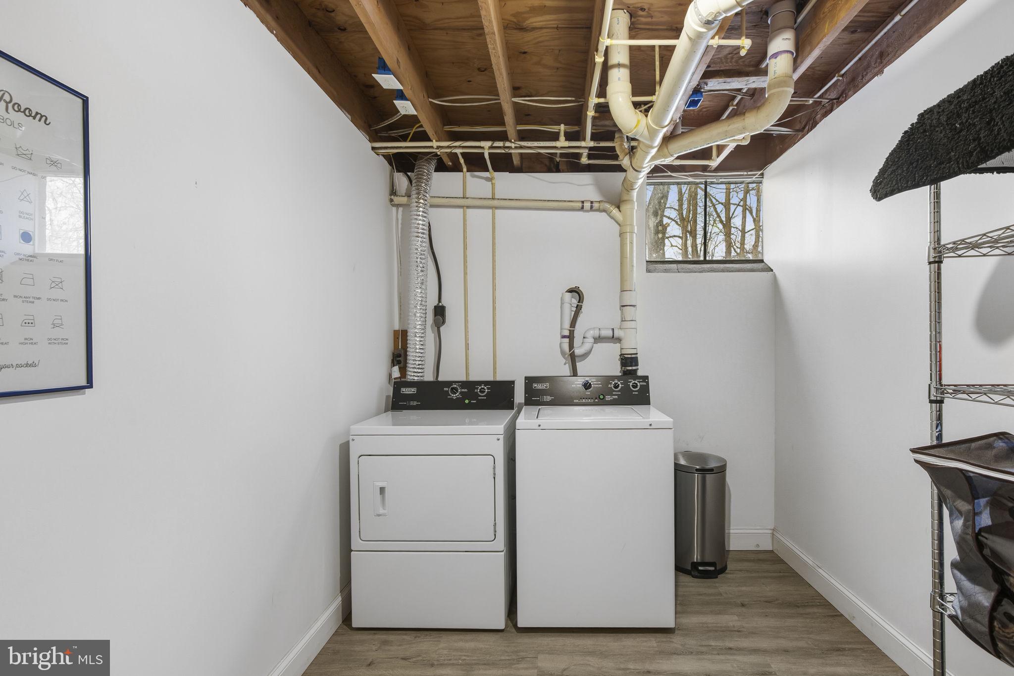 137 Plum Point Road Elkton, MD 21921 - Photo 29 of 54 a utility room with dryer and washer