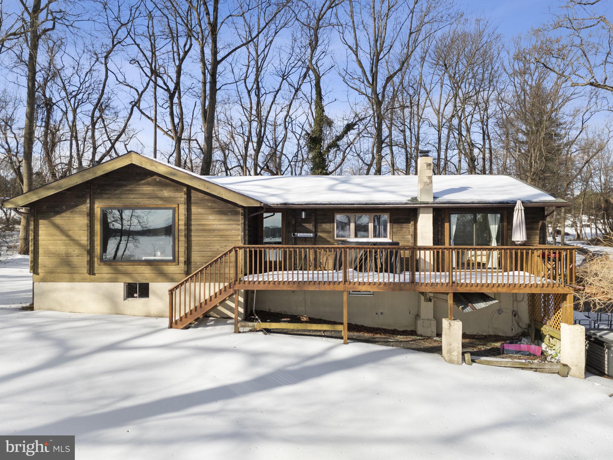 137 Plum Point Road Elkton, MD 21921 - Photo 36 of 54 a view of a house with a wooden fence