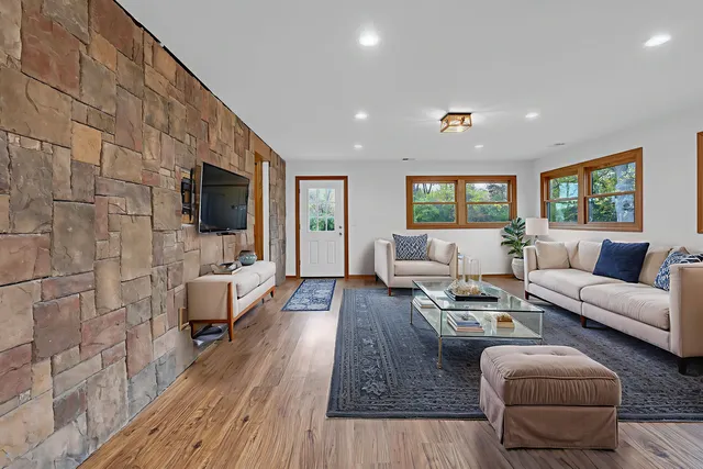 $699,000 | 27514 North Forest Garden Road, Wauconda, IL 60084