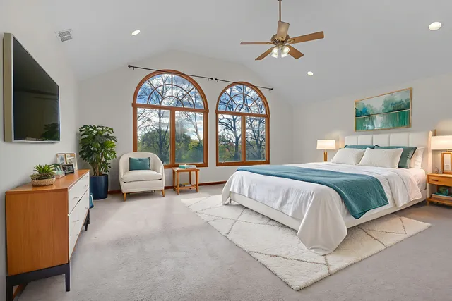 $699,000 | 27514 North Forest Garden Road, Wauconda, IL 60084