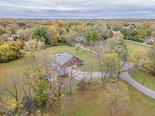 $699,000 | 27514 North Forest Garden Road, Wauconda, IL 60084
