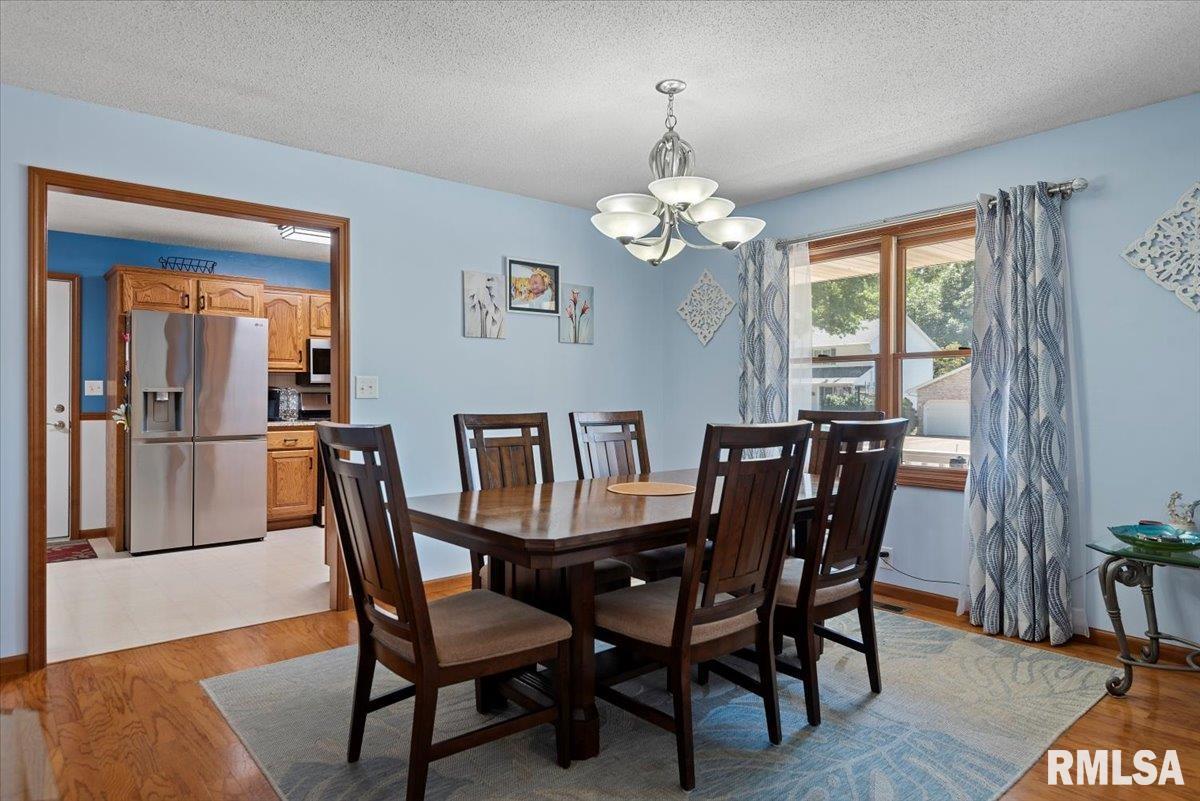 1409 James Street Springfield, IL 62703 - Photo 7 of 61