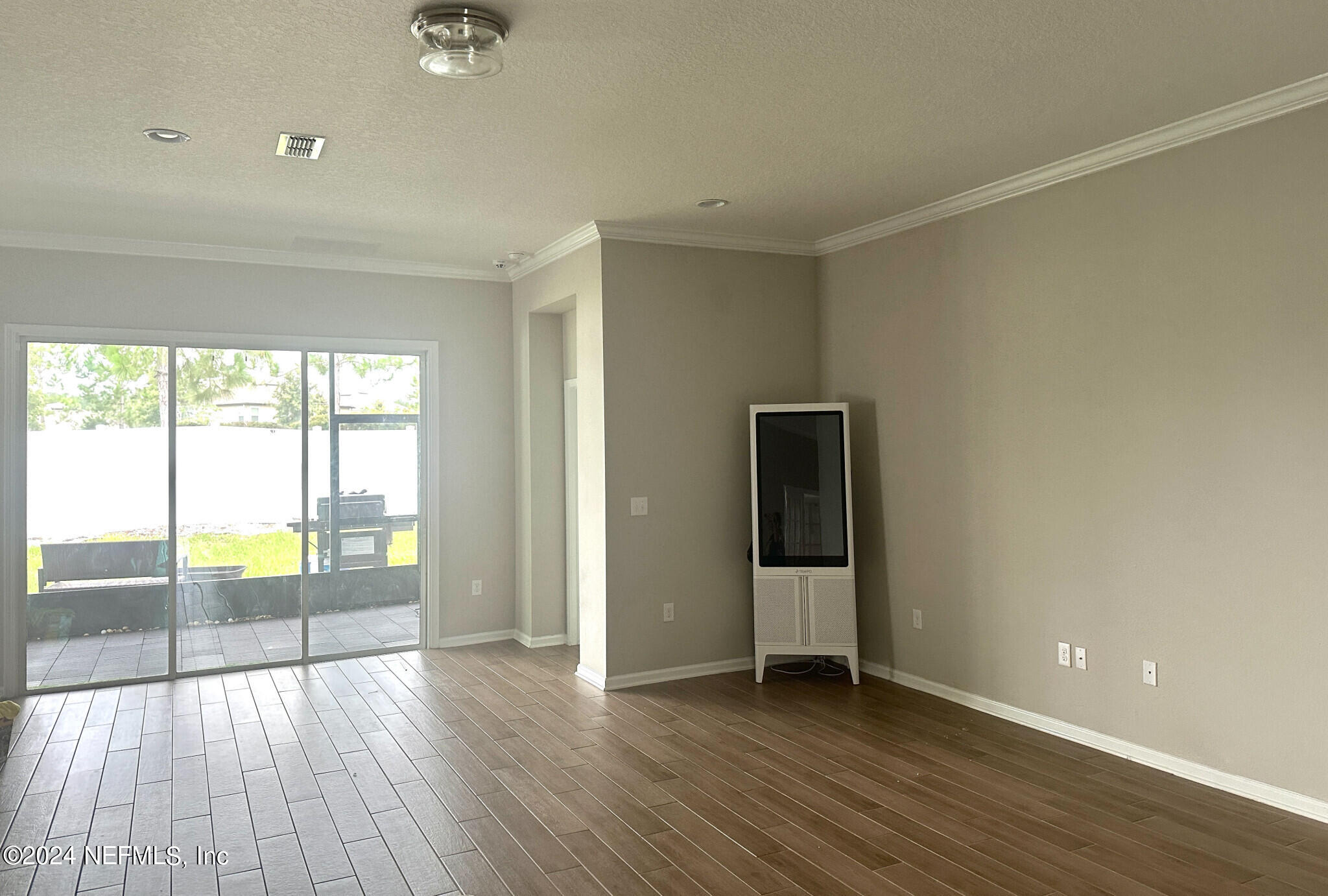 8056 Island Fox Road Jacksonville, FL 32222 - Photo 13 of 17 13) 46239-6691a462d5c15