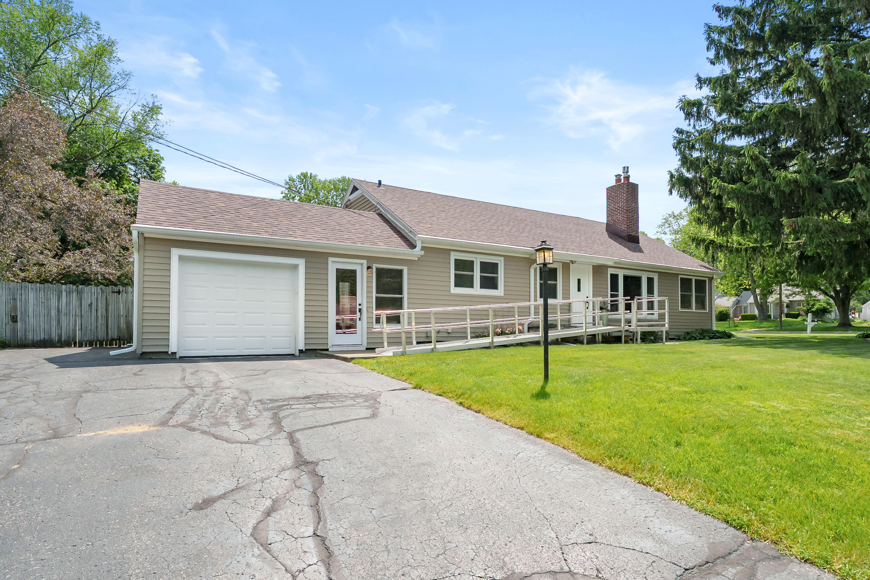 95 West Langley Road Battle Creek, MI 49015 - Photo 3 of 44 Langley Rd 95 Battle Creek 49015-39