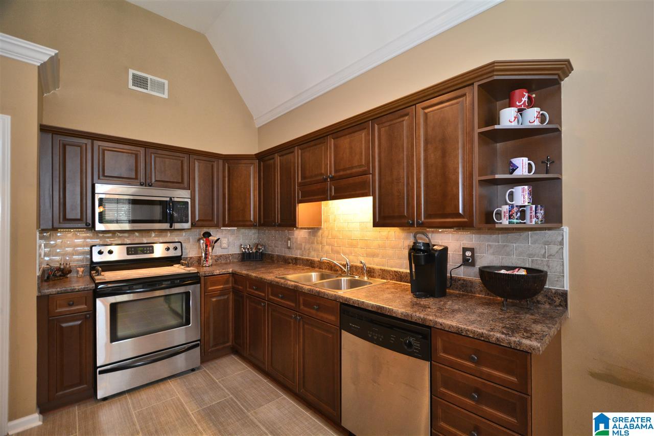 4308 Ridgemont Circle Birmingham, AL 35244 - Photo 15 of 40