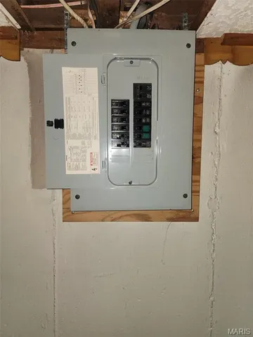 $75,000 | 6013 Garfield Avenue, Berkeley, MO 63134