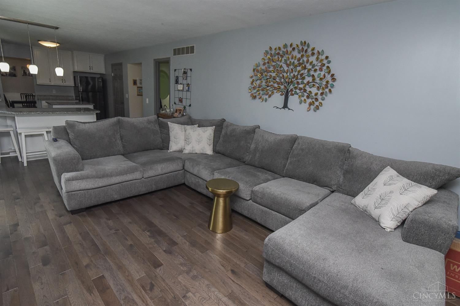 8160 Forest Road Cincinnati, OH 45255 - Photo 14 of 44