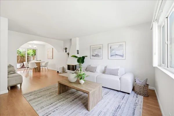 $1,098,000 | 436 Sierra Vista Avenue, Unit 8, Mountain View, CA 94043