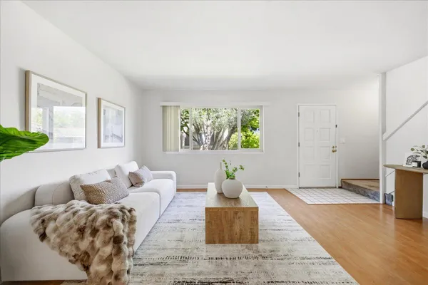 $1,098,000 | 436 Sierra Vista Avenue, Unit 8, Mountain View, CA 94043