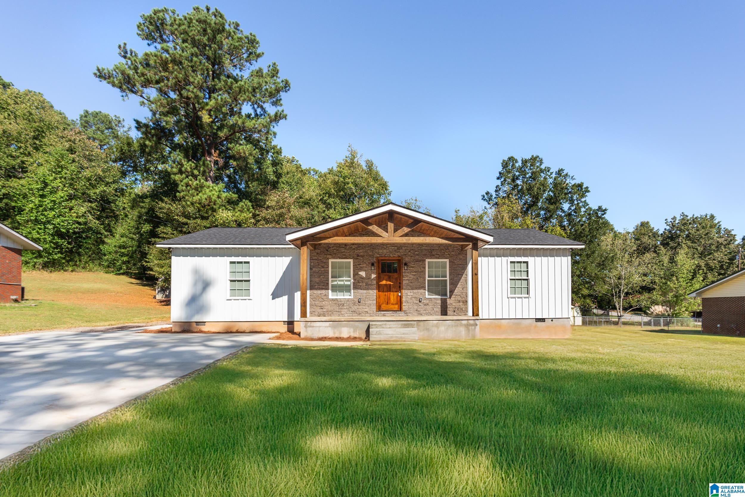 4109 Springhill Drive Anniston, AL 36201 - Photo 1 of 35