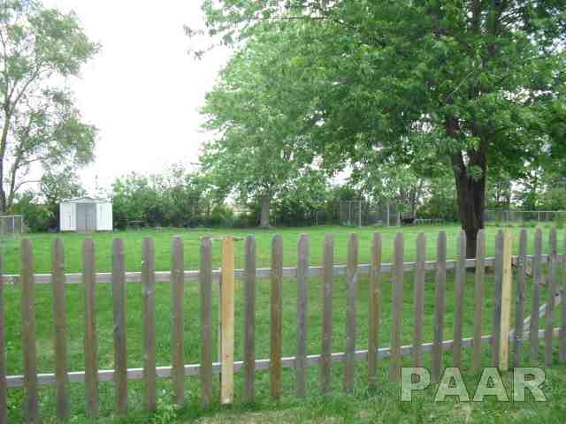 12531 Carter Road Pekin, IL 61554 - Photo 5 of 15 Gallery Image 5
