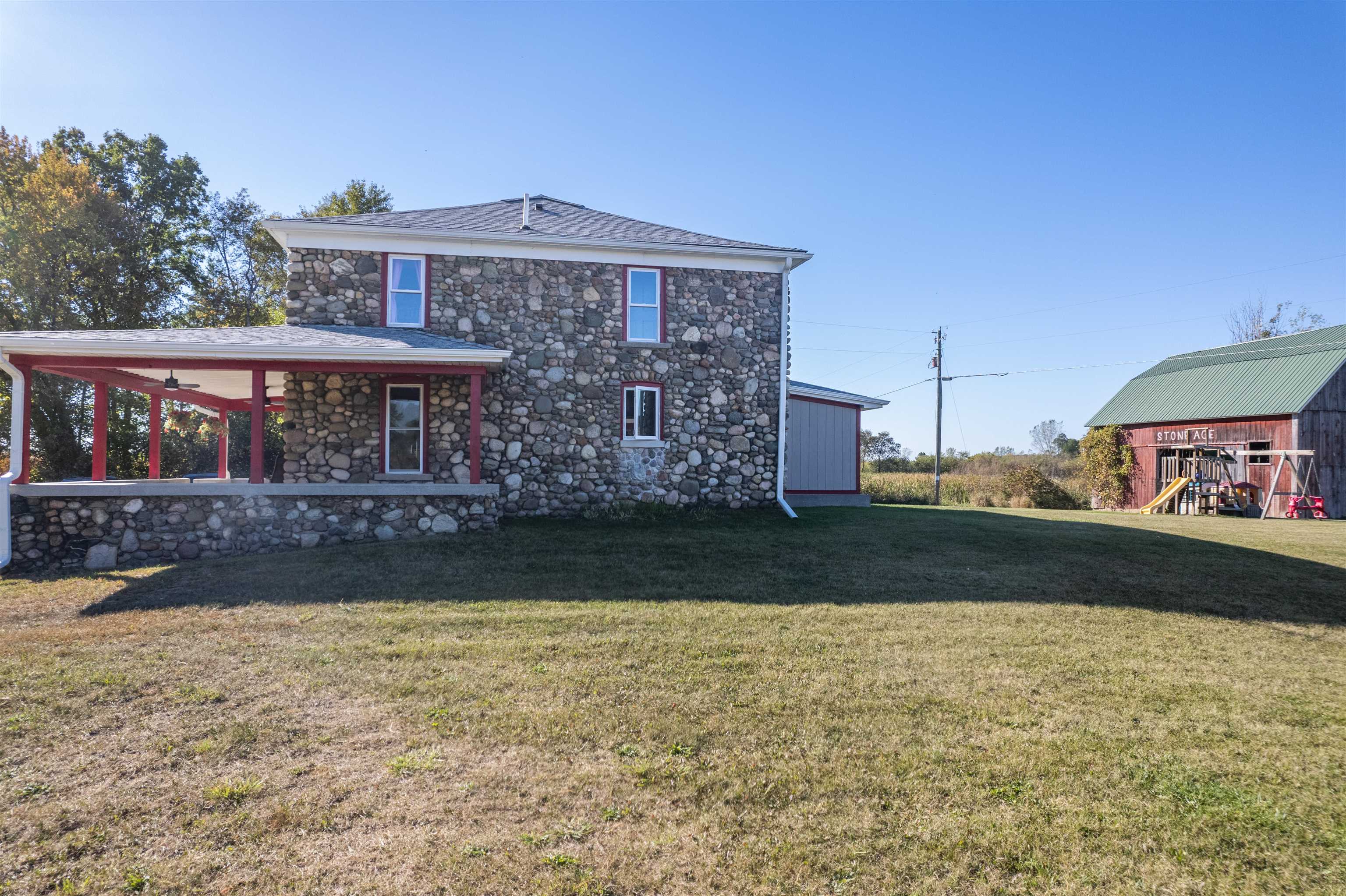 6373 East Fremont Road Shepherd, MI 48883 - Photo 6 of 37