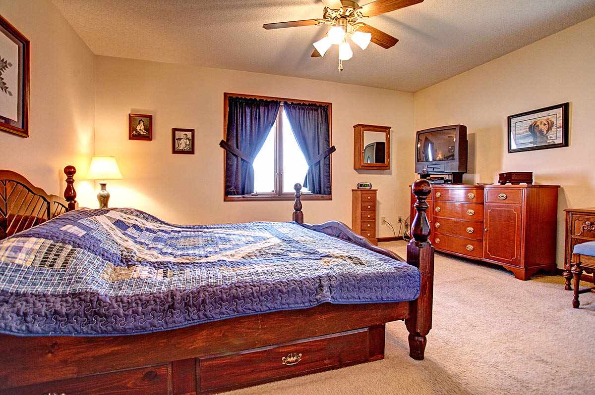 3920 Franke Road New Haven, IN 46774 - Photo 11 of 36 Gallery Image 11